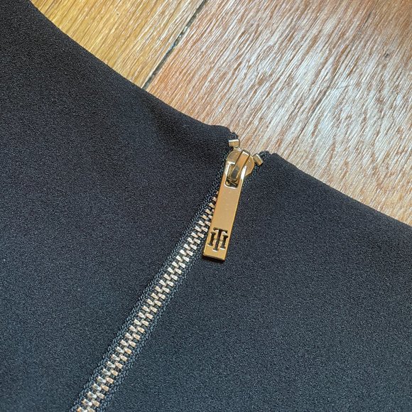 Tommy Hilfiger Women's Cold Shoulder Dress, Size 8 - Picture 8 of 9